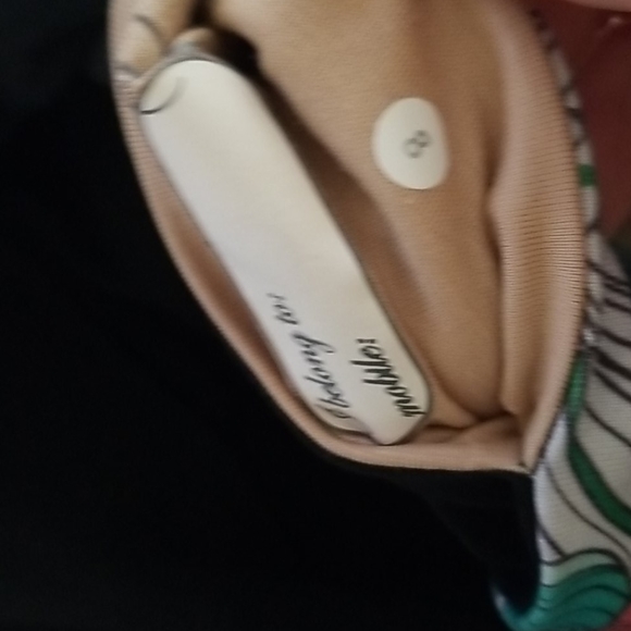 Lululemon pants - Picture 5 of 10